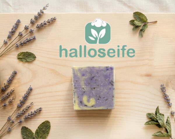 Handgemachte Lavendelseife duftend mit Vitamin E kaltverfahren