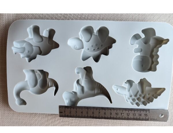 Silikonform mit Dinosauriern 6 Hohle Backform Seifenform