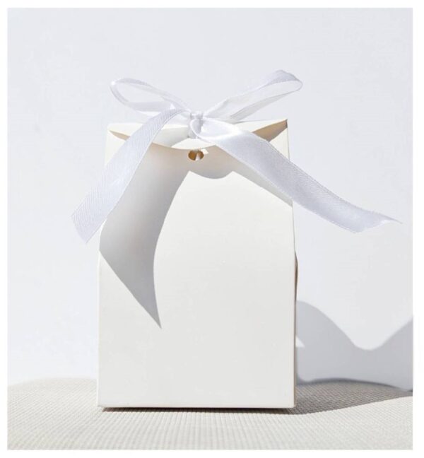 Geschenkverpackung für Handgemachte Seife Papierschale in Weiß und Schleife in Weiß Geschenkverpackung-fuer-Handgemachte-Seife-Papierschale-in-Weiss-und-Schleife-in-Weiss