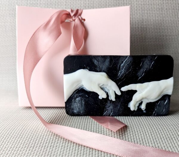 PXL_20260330_105509286 Handgemachte Seife Reliefseife mit Schungit Hauch von Reinheit | Geschenkidee