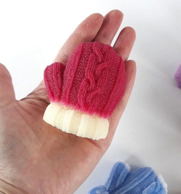 WEIHNACHTSMANN Handschuh | Handgemachte Himbeerenseife | 85g | Vitamin E