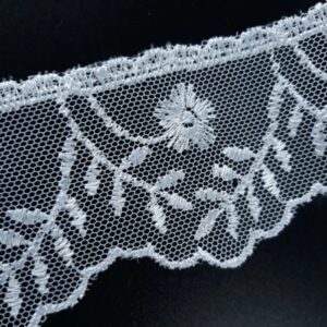 Spitze, Spitzenborte , ca 50 mm breit – Textilborte für Nähen , Dekoration & Basteln.